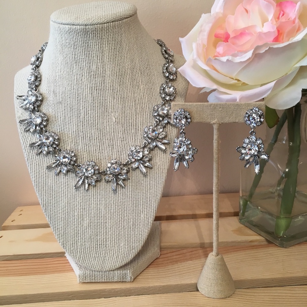 Swept Away Collar Necklace + Drop Earrings